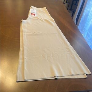 Theory Cream Ankle Pants